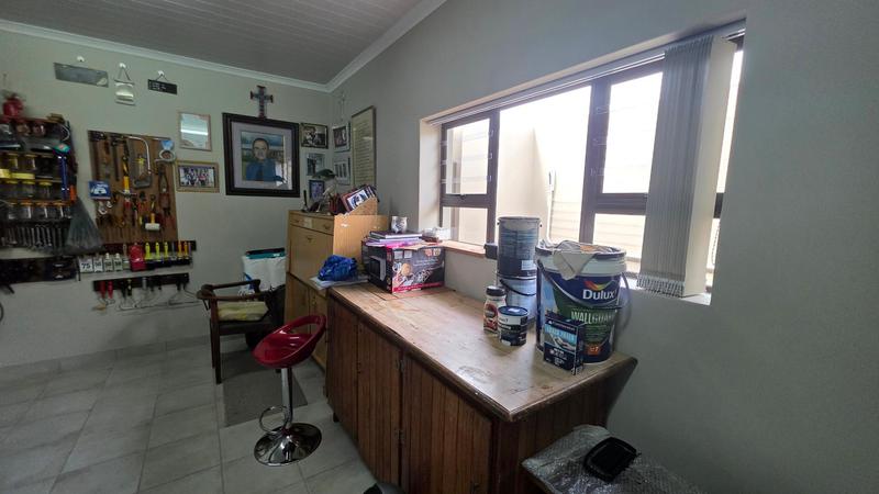 2 Bedroom Property for Sale in Dana Bay Western Cape